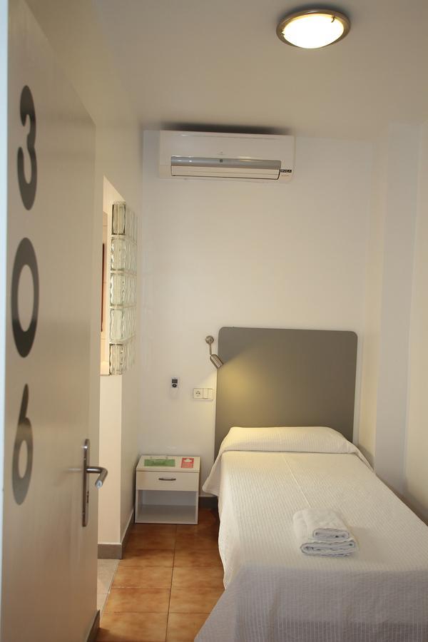 Hostal Ripoll Ibiza Eksteriør billede
